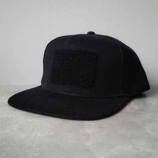 Snapback Cap mit Klett - schwarz