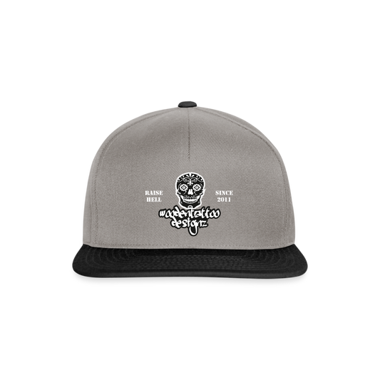 Woodentattoo Raise Hell (Snapback Cap) - Graphit/Schwarz